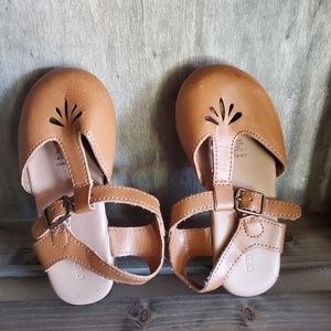 Old Navy Brown Toddler Girls T Strap Clogs Sandals